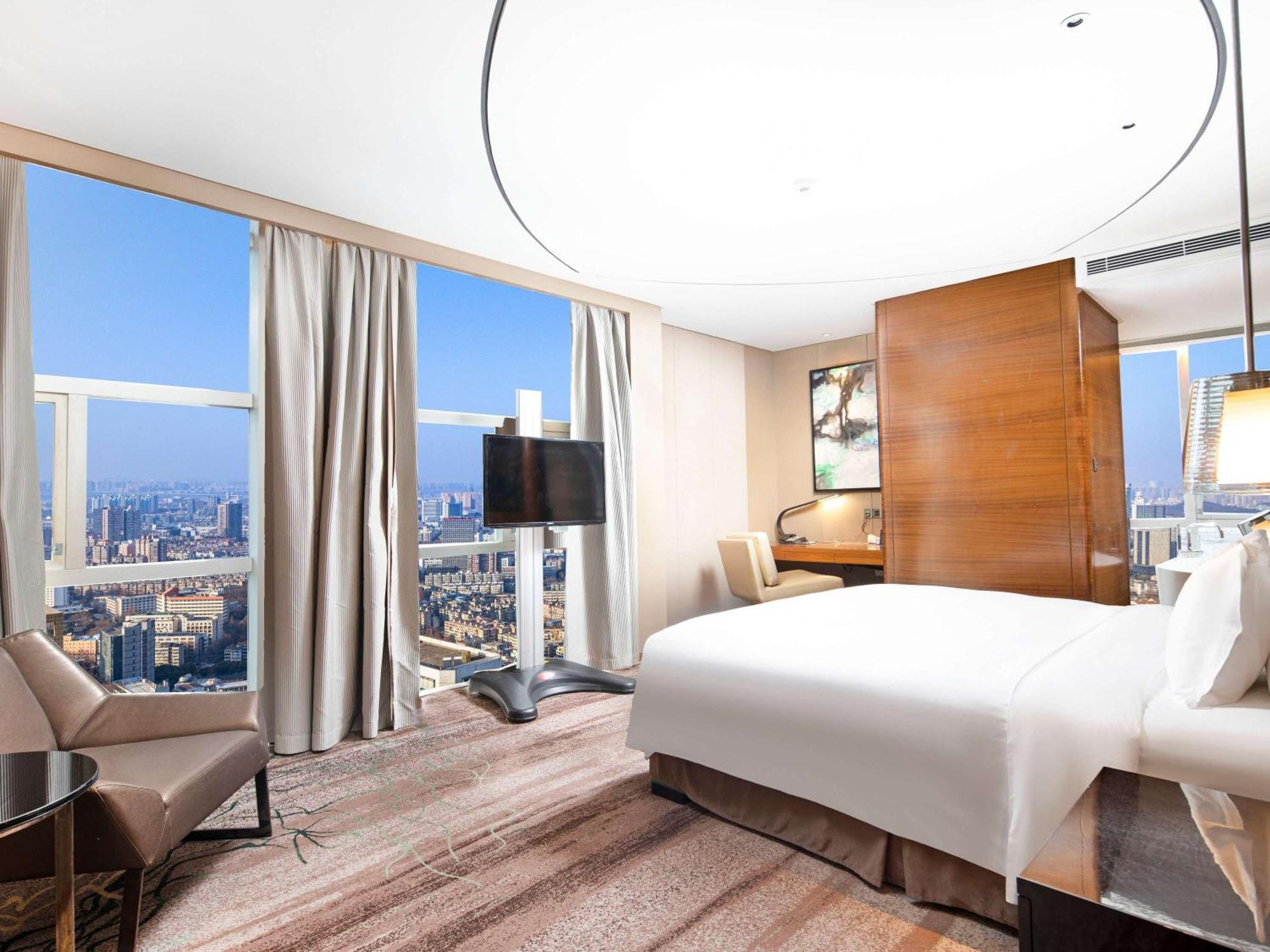 Sofitel Nanjing Galaxy Hotel Exterior photo