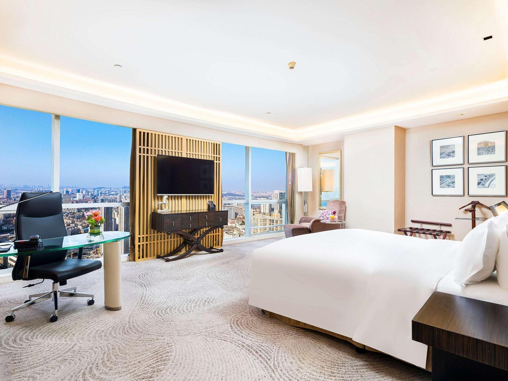 Sofitel Nanjing Galaxy Hotel Exterior photo